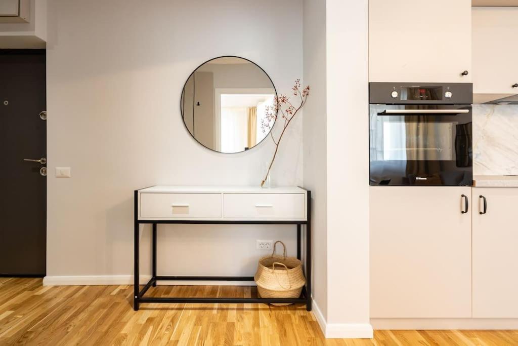 Sunny 2Br Flat - Top Location - Stunning Views Bukarest Exterior foto