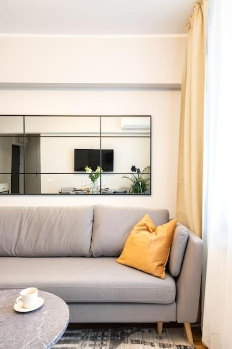 Sunny 2Br Flat - Top Location - Stunning Views Bukarest Exterior foto